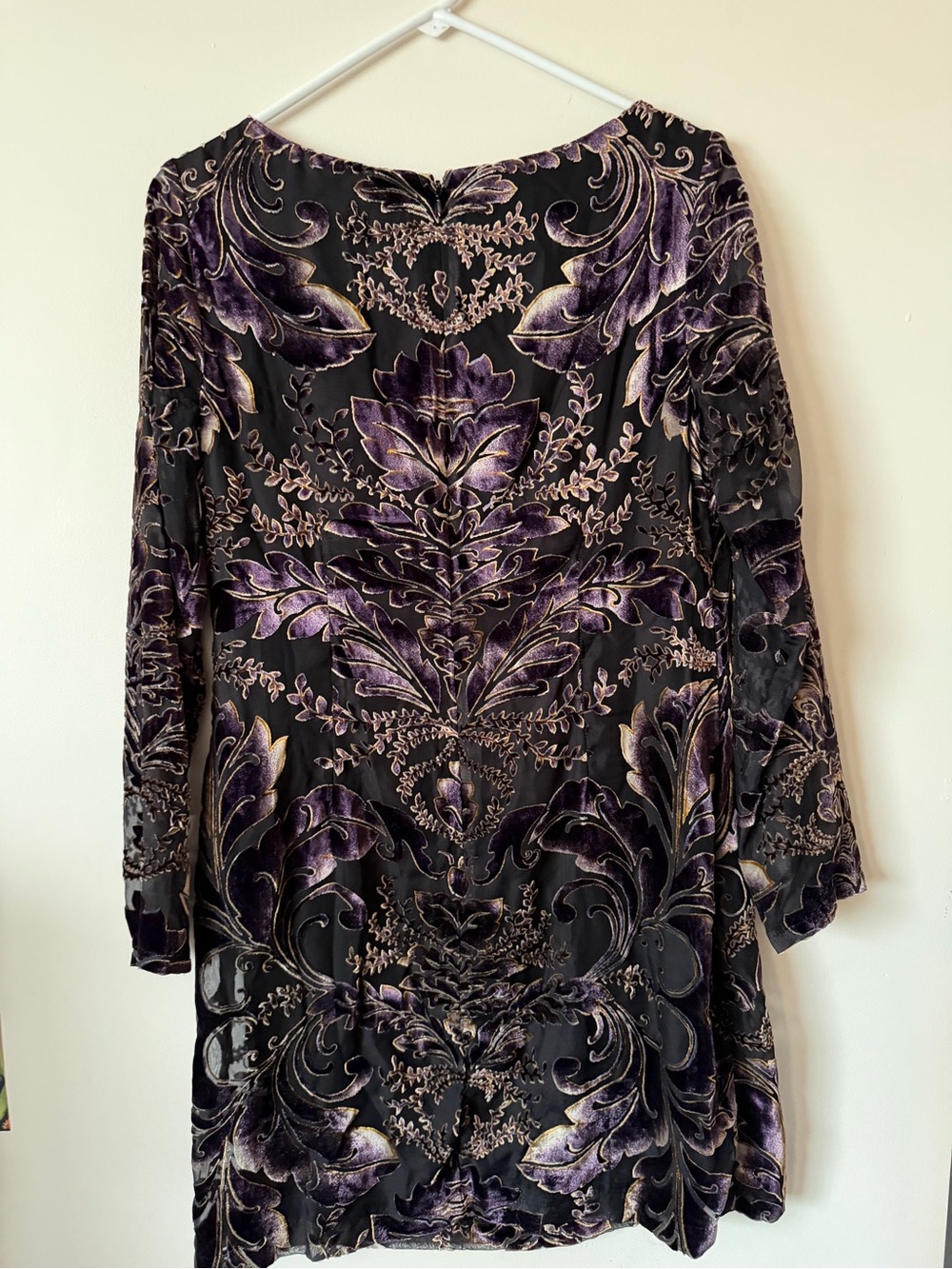 Vince Camuto Black & Purple Velvet Burnout Long Sleeve Shift Dress - Picture 6 of 9